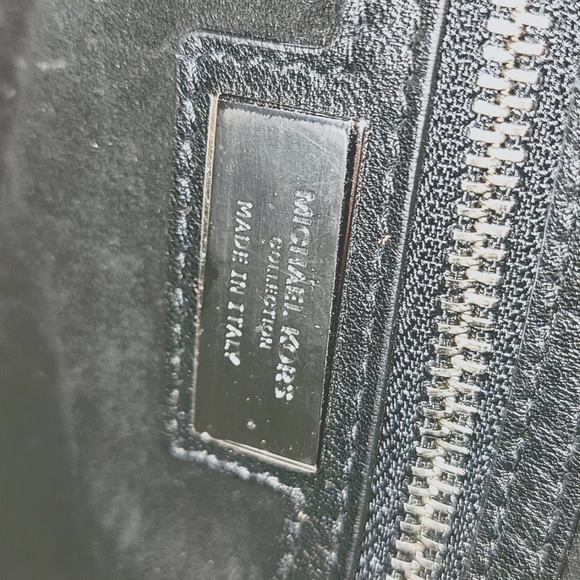 MICHAEL KORS COLLECTION Audrey Woven Leather Market Bag - Picture 9 of 10